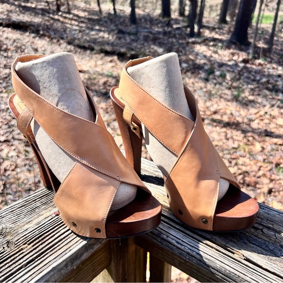 Diane Von Furstenberg leather strap wood platform women’s heels sz 9.5 - Picture 6 of 10